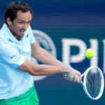 Medvedev remporte la finale ATP 2020